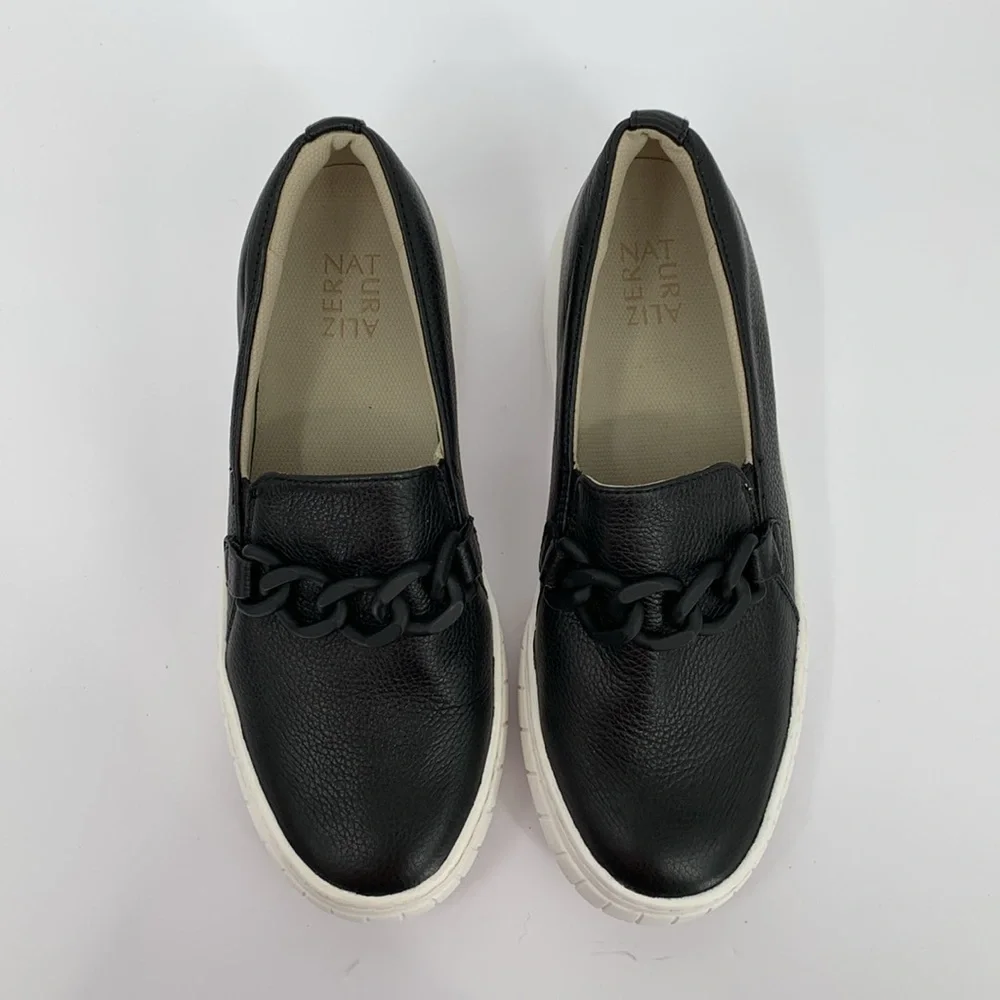 Naturalizer Daphne platform loafer shoe black pebbled leather slip-on chain 10